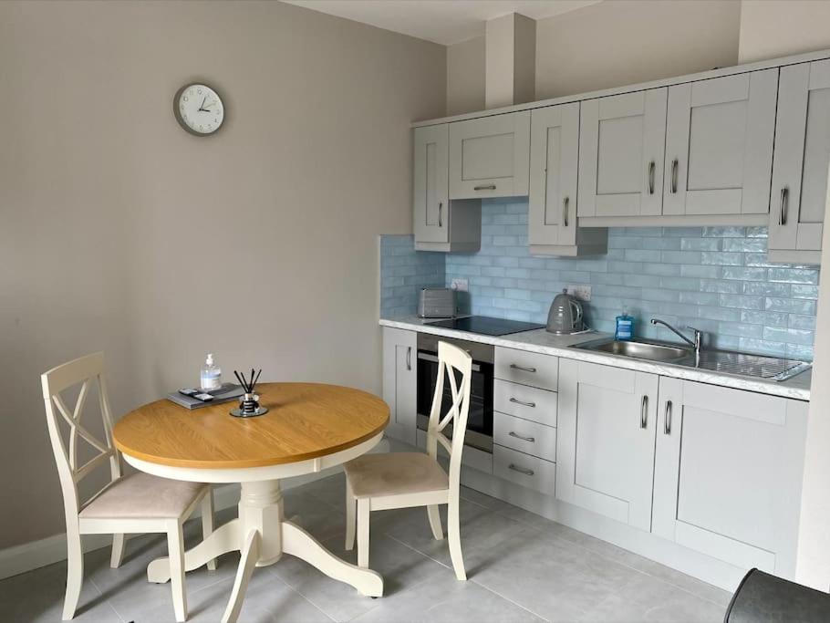 Erne Getaway No.7 Brand New 1 Bed Apartment Enniskillen Ngoại thất bức ảnh